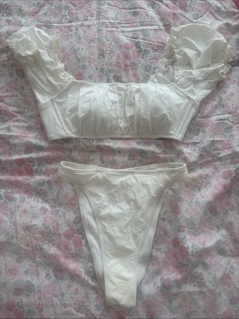 wild fable White Eyelet Lace Bikini Set with Puff Sleeves